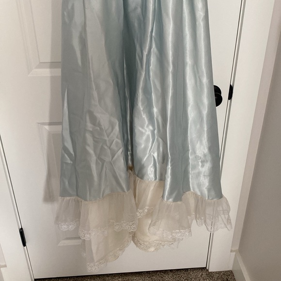Vintage baby blue silk dress - Picture 3 of 15